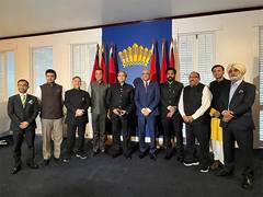 
      
      Guyana: All-party delegation led by Shashi Tharoor calls on VP
      
      