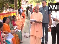
      
      CM Yogi Adityanath holds 'Janta Darshan' at Gorakhnath temple
      
      