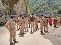 
      
      Uttarakhand ADG examines security arrangements for Kedarnath 
      
      