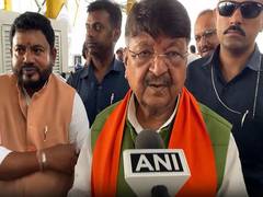 
      
      Kailash Vijayvargiya announces free rides in Indore Metro 
      
      