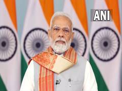 
      
      PM Modi calls Ghulam Nabi Azad to enquire about his health
      
      