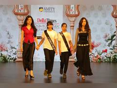 
      
      Samaya and Samara Chauhan Walk The Ramp For Mental Health 
      
      