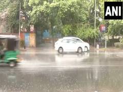 
      
      Parts of Delhi receive fresh spell of rain
      
      