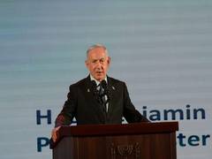 
      
      Israel PM told hostage kinhe is prepared to accept US deal
      
      