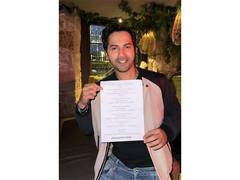 
      
      Varun Dhawan wraps up Scotland schedule of 'Hai Jawani Toh...'
      
      