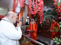 
      
      J-K: Amit Shah visits Geeta Bhawan Temple in Poonch
      
      