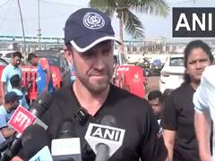 
      
      Kohli followed his heart in retiring from Tests: de Villiers
      
      