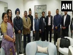 
      
      Ravi Shankar Prasad-led delegation arrives in London to convey In
      
      