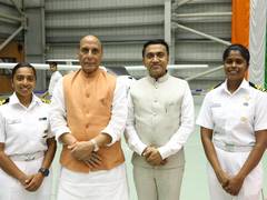 
      
      Goa CM hails women Navy officers on completion of Sagar Parikrama
      
      