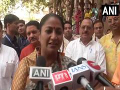 
      
      Offered prayers so that we can clean Yamuna: CM Rekha Gupta
      
      