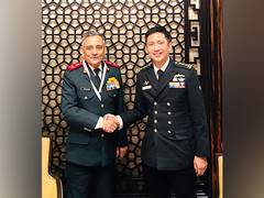 
      
      CDS Gen Chauhan holds bilateral talks with Singapore couterpart
      
      