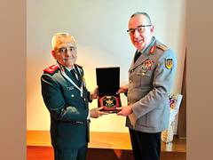
      
      CDS Gen Anil Chauhan holds talks with German counterpart
      
      