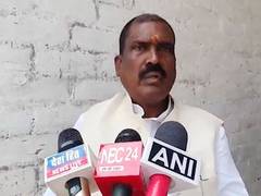 
      
      Bihar Minister vows fast trial, strict punishment in Muzaffarpur 
      
      