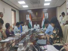 
      
      Govt notifies guidelines for scheme to promote EV manufacturing
      
      