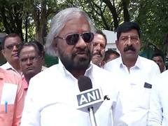 
      
      Karnataka Minister Eshwar Khandre confident of RCB victory
      
      