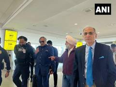 
      
      India's all-party delegation led by Shashi Tharoor arrives in US
      
      