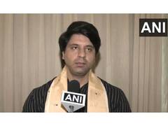 
      
      “EC bahana hai, apne aap ko haar se bachana hai:” Shehzad Poonawa
      
      