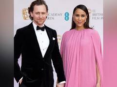 
      
      Zawe Ashton, Tom Hiddleston expecting second child
      
      