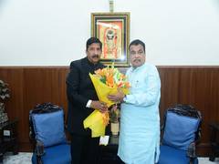 
      
      Gadkari uged to increase validity of all India taxi permit
      
      