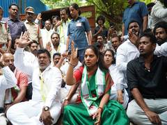 
      
      Telangana: K Kavitha leads flash protest against bus fare hike
      
      
