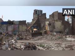 
      
      Delhi: Demolition drive underway at Kalkaji’s Bhoomihin Camp
      
      