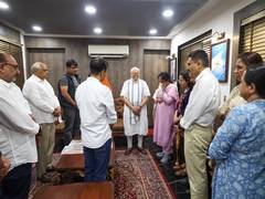 
      
      “We worked shoulder to shoulder” PM Modi meets family of ex- Guja
      
      