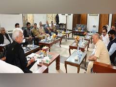 
      
      LG Manoj Sinha orders phased reopening of tourist spots across UT
      
      