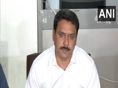 
      
      Gujarat Govt begins handover of Air India crash victims' bodies
      
      