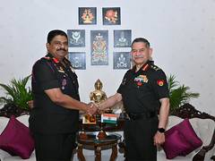 
      
      Sri Lankan Army Commander calls on COAS for enhancing bilateral D
      
      