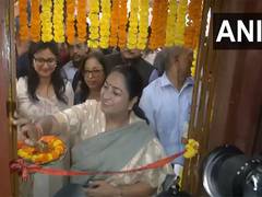 
      
      Delhi CM Rekha Gupta inaugurates Ayushman Arogya Mandir 
      
      