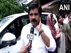 
      
      Nilambur bypolls: UDF candidate expresses confidence in winning 
      
      