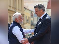 
      
      PM Modi, Croatia PM express willingness to facilitate exchanges
      
      