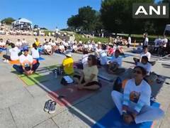 
      
      US: Indian embassy hosts Yoga session at Lincoln Memorial
      
      