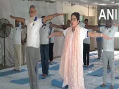 
      
      Yoga brings balance, helps deal with stress: Delhi Haj...
      
      
