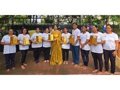 
      
      Neela Soans Honours Selfless Yoga Teachers on World Yoga Day 
      
      