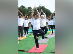 
      
      Union Minister Khadse leads Yoga Sangam in Jalgaon
      
      