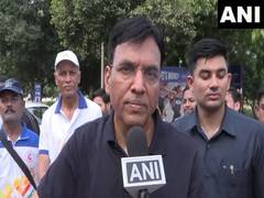
      
      Mansukh Mandaviya joins Special Olympic Day Run 
      
      