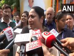 
      
      Delhi CM Rekha Gupta pays tribute to Syama Prasad Mookerjee 
      
      
