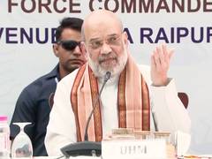 
      
      Amit Shah interacts with Force Commanders, Commandos in Raipur
      
      