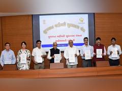 
      
      Gujarat: GARC's third report recommends citizen-centric governanc
      
      
