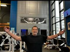 
      
      This comedy earned Arnold Schwarzenegger most money  
      
      