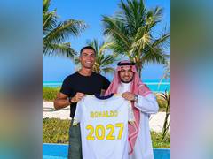 
      
      Cristiano Ronaldo renews Al Nassr deal till 2027
      
      