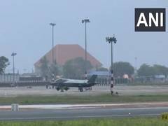 
      
      UK F-35B awaits repair at Thiruvananthapuram airport: BHC
      
      