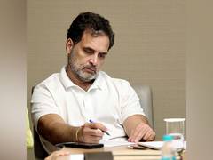 
      
      RSS-BJP don't want Constitution, but Manusmriti: Rahul Gandhi
      
      