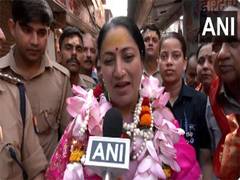 
      
      “Prayed for a Viksit Delhi along with Viksit Bharat:” Delhi CM 
      
      