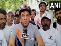
      
      Union Minister Mansukh Mandviya participates in ‘Sunday on Cycle’
      
      