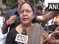 
      
      NCW member visits Law College to investigate Kolkata rape case
      
      