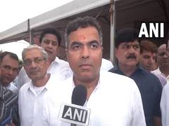 
      
      Parvesh Verma pays tribute to former CM Sahib Singh Verma
      
      