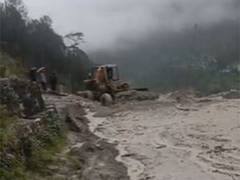 
      
      Yamunotri National Highway blocked between Silai Band and Ojri
      
      
