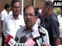 
      
      G Parameshwara on Randeep Surjewala's Karnataka visit
      
      